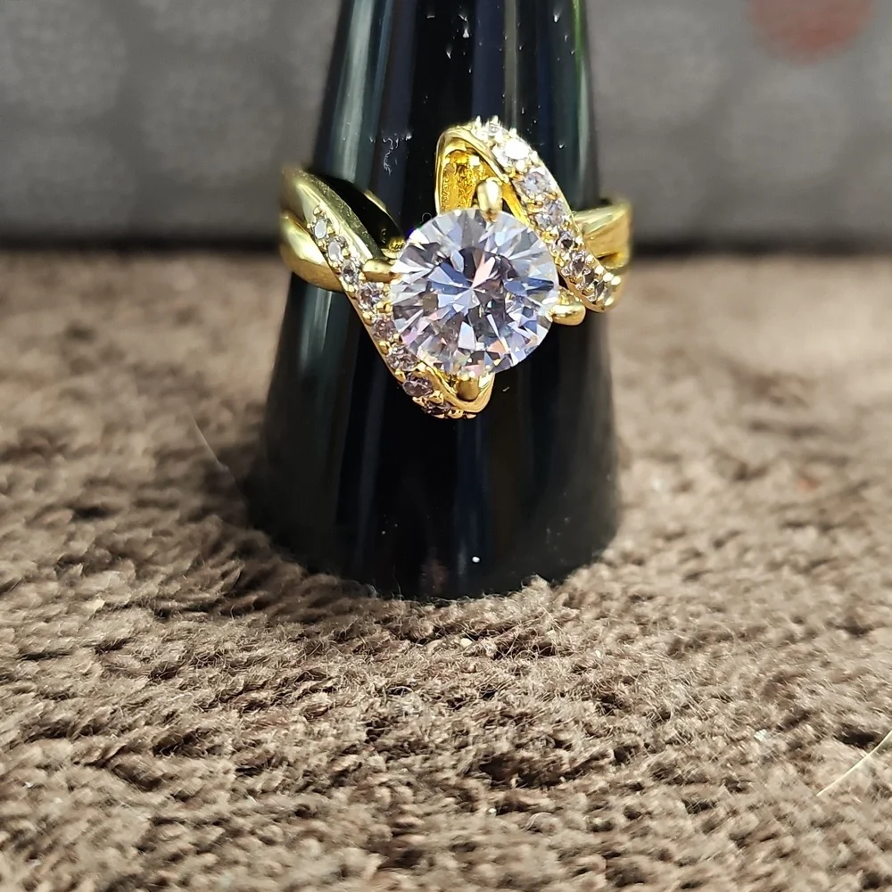 Charter Club Gold Plate Crystal Bypass Ring Size‎ 9